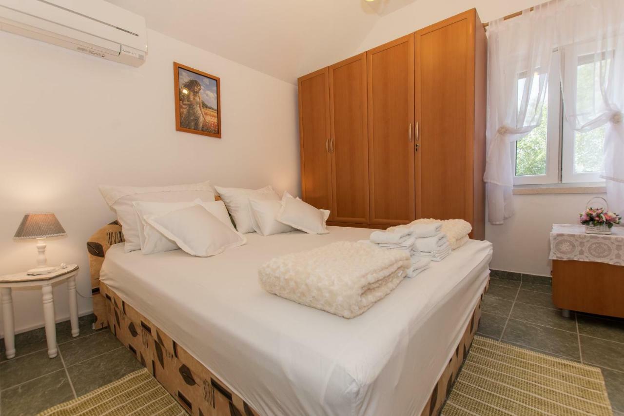 Holiday Home Godinj Donje Rascane Εξωτερικό φωτογραφία