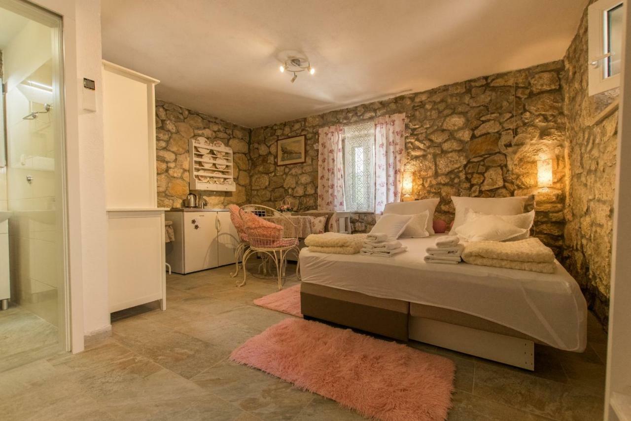 Holiday Home Godinj Donje Rascane Εξωτερικό φωτογραφία
