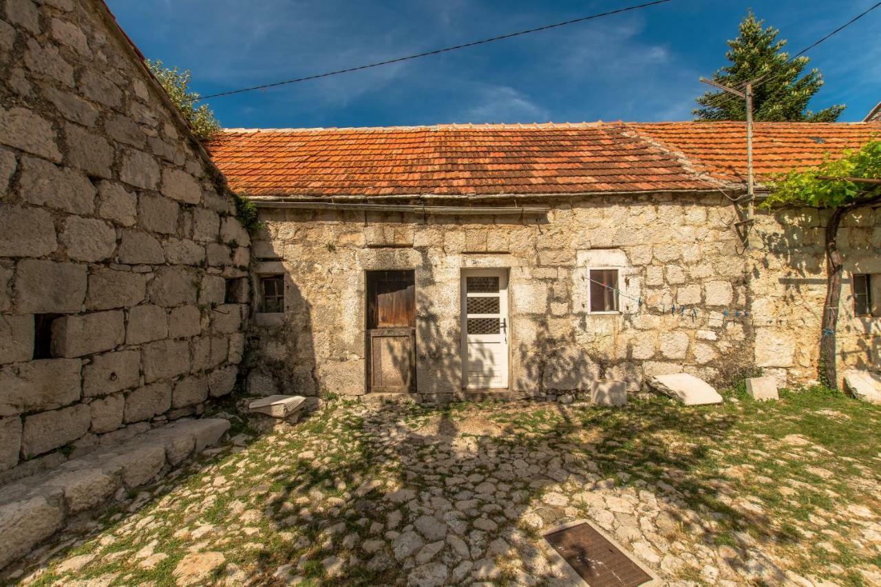 Holiday Home Godinj Donje Rascane Εξωτερικό φωτογραφία
